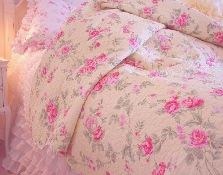 Sunshine Summer Roses Quilt