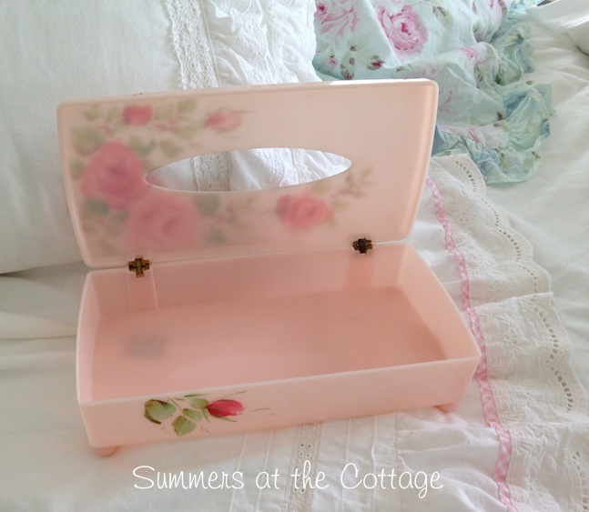 Pink Roses Vintage Box